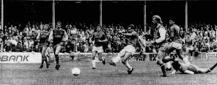 Richard O'Kelly scores Walsall First